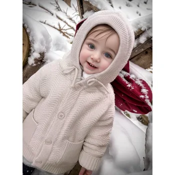2024 Новата есенно-зимна утепленная hoody с качулка за момичета, детски пуловер с подплата, палта, однобортная дрехи за малките момичета естествен цвят