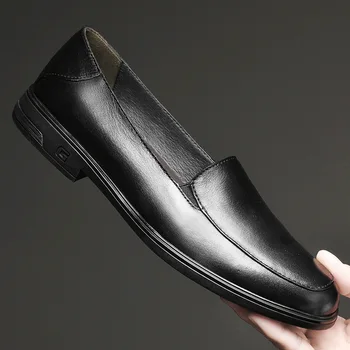 Нова ежедневни обувки без закопчалка, лоферы в британския стил, проста черна лека и многопластова обувки от телешка кожа, модерен квадратна обувки за фризьор, удобни обувки