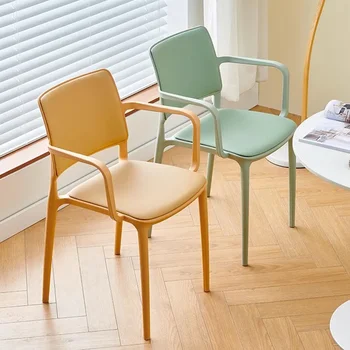 Ултра-леки трапезни столове с мека тапицерия Пластмасови Кухненски Европейските Луксозни Трапезни столове в Модерен Скандинавски мебели Cadeiras De Jantar